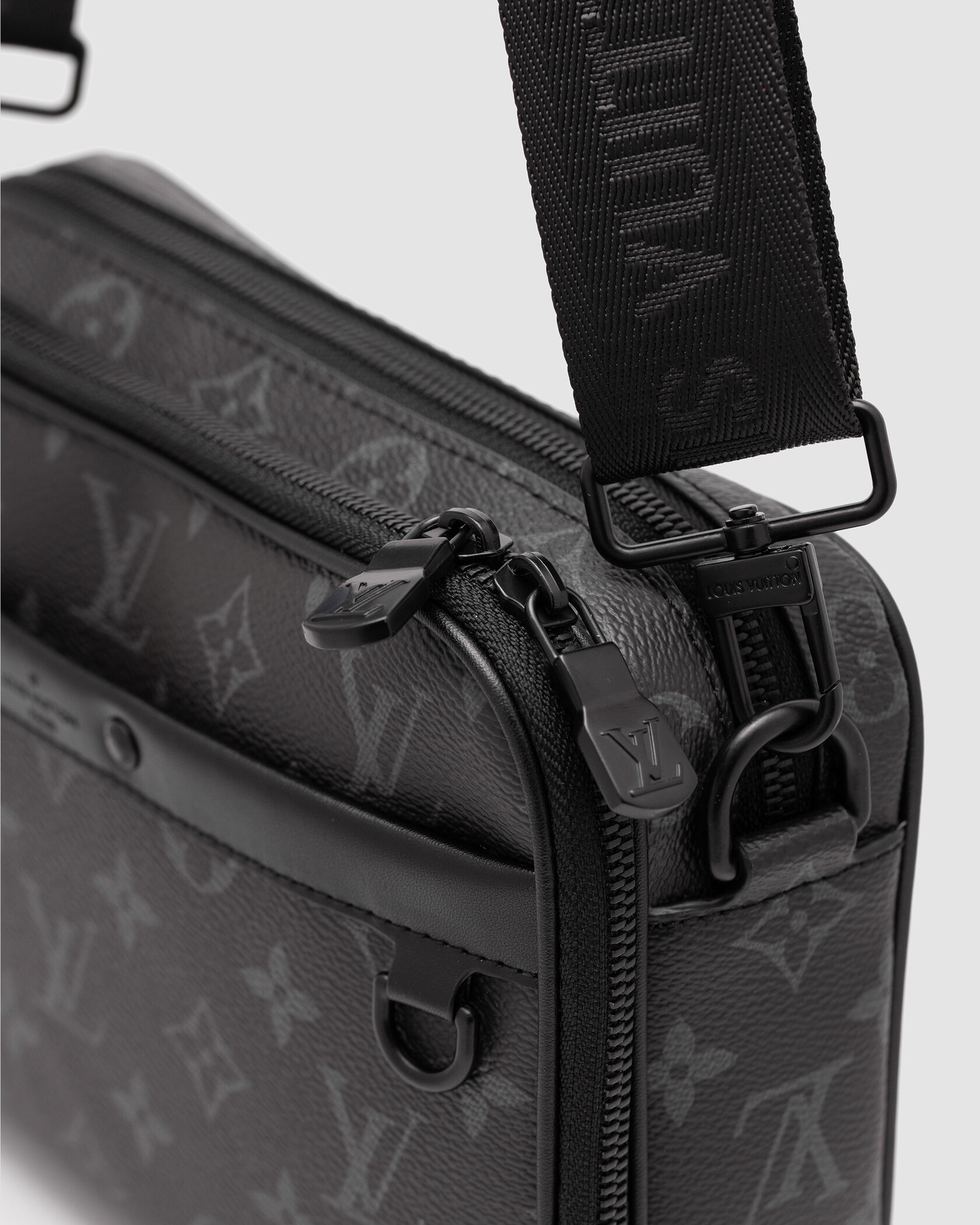 Louis Vuitton Alpha Wearable Wallet Grey Black - 6