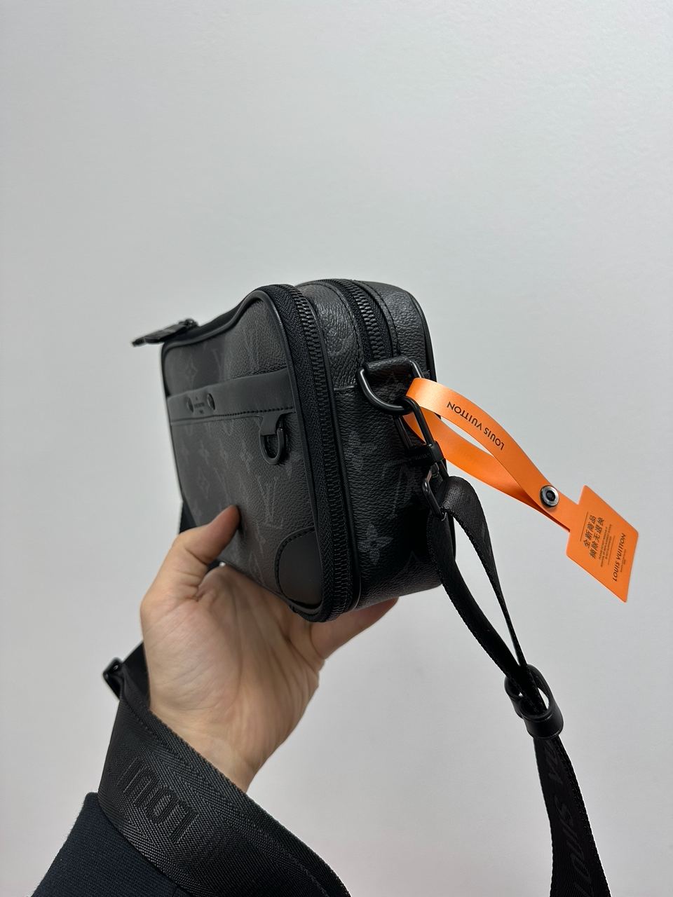 Louis Vuitton Alpha Wearable Wallet Grey Black - 7