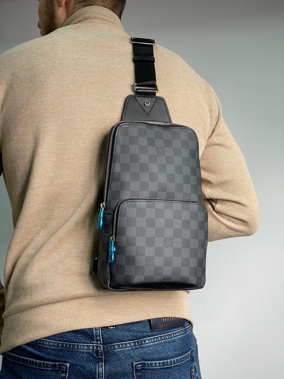 Louis Vuitton Avenue Slingbag Grey - 6