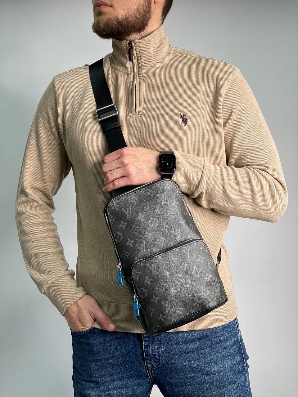 Louis Vuitton Avenue Slingbag Grey - 4