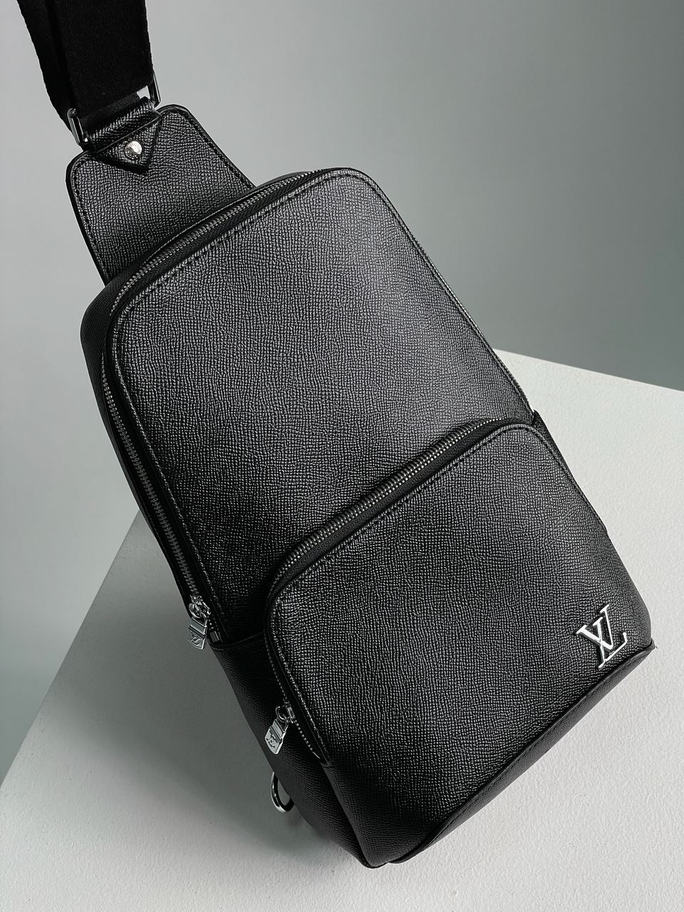 Louis Vuitton Avenue Slingbag NM Black/Silver - 6