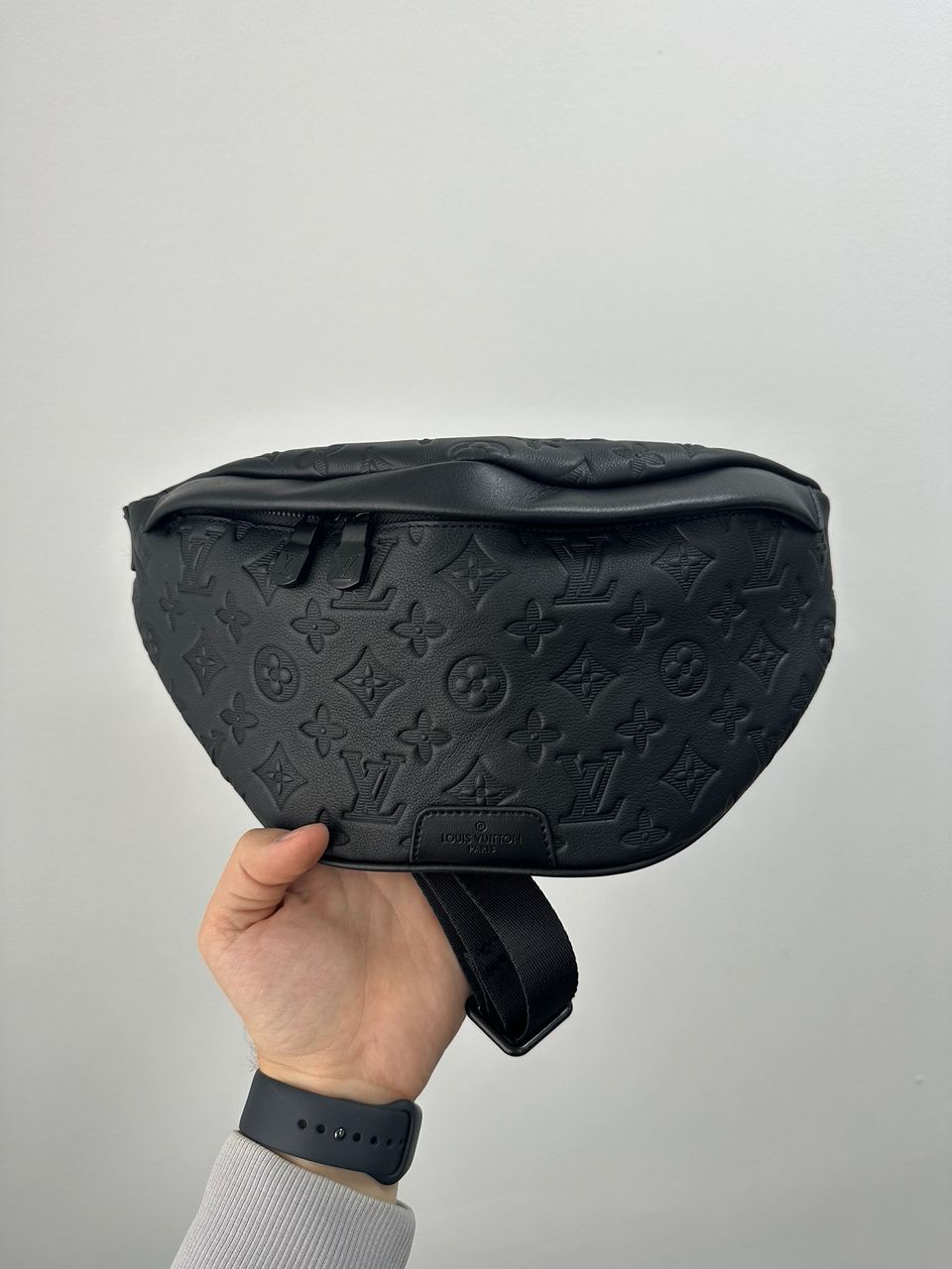 Louis Vuitton Bumbag Black Embossing Leather - 4