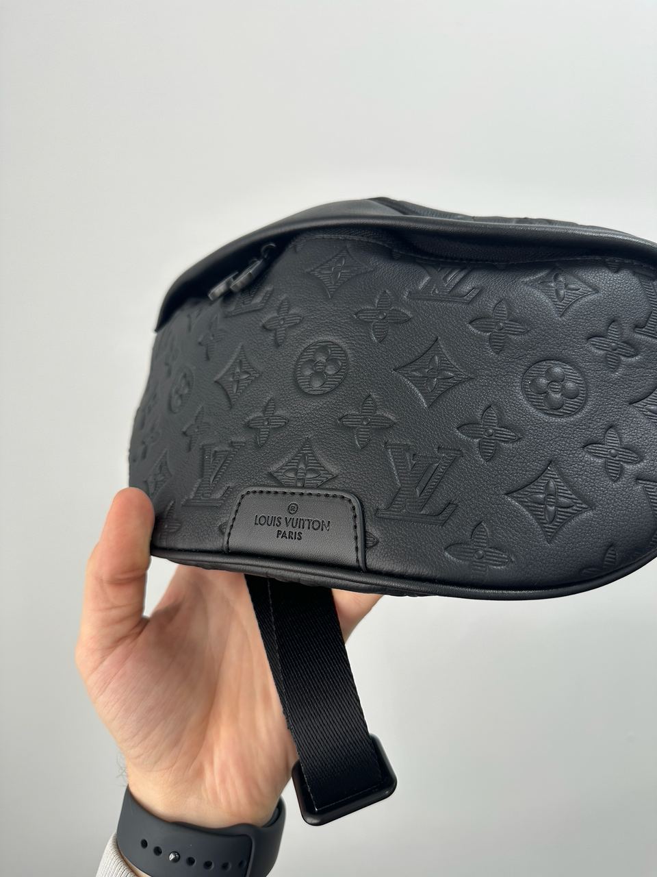 Louis Vuitton Bumbag Black Embossing Leather - 7