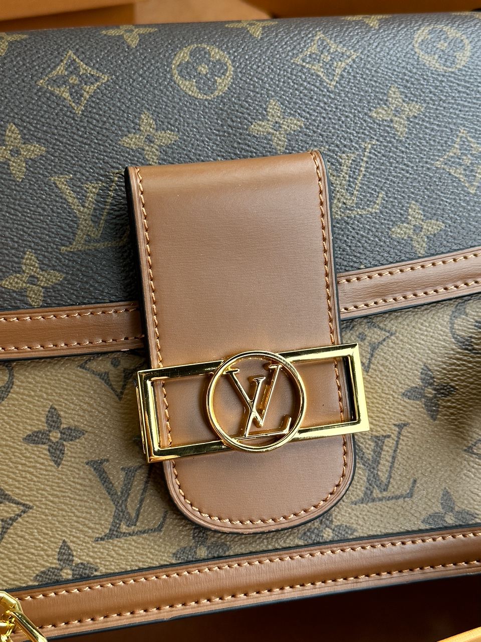 Louis Vuitton Dauphine MM Bag - 5