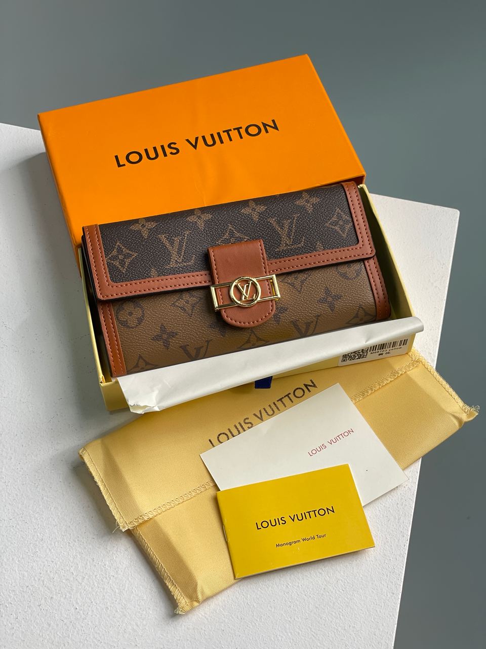 Louis Vuitton Dauphine Wallet Brown - 2