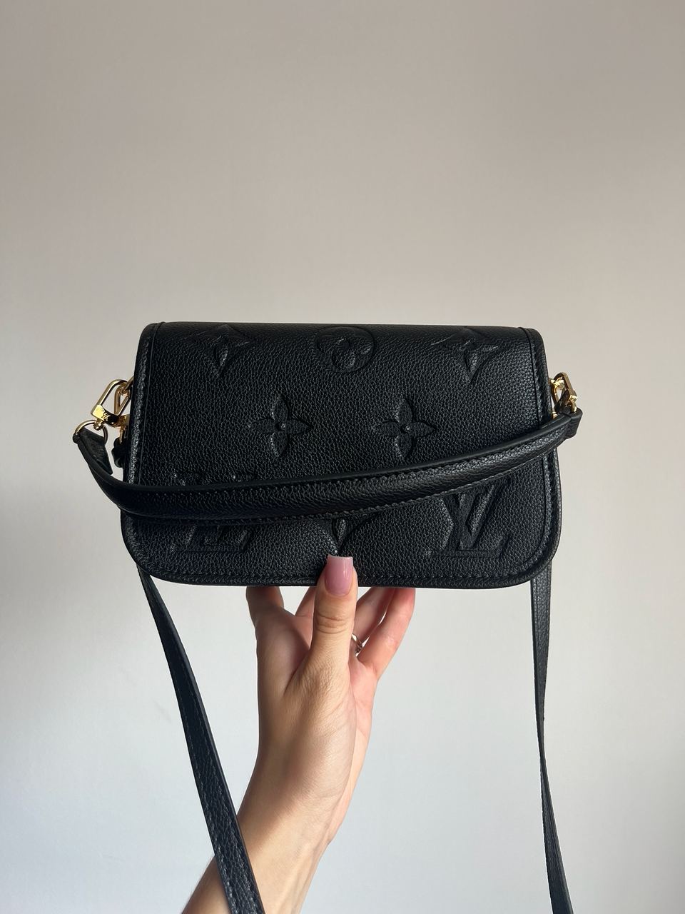 Louis Vuitton Diane Monogram Empreinte Leather Black - 3