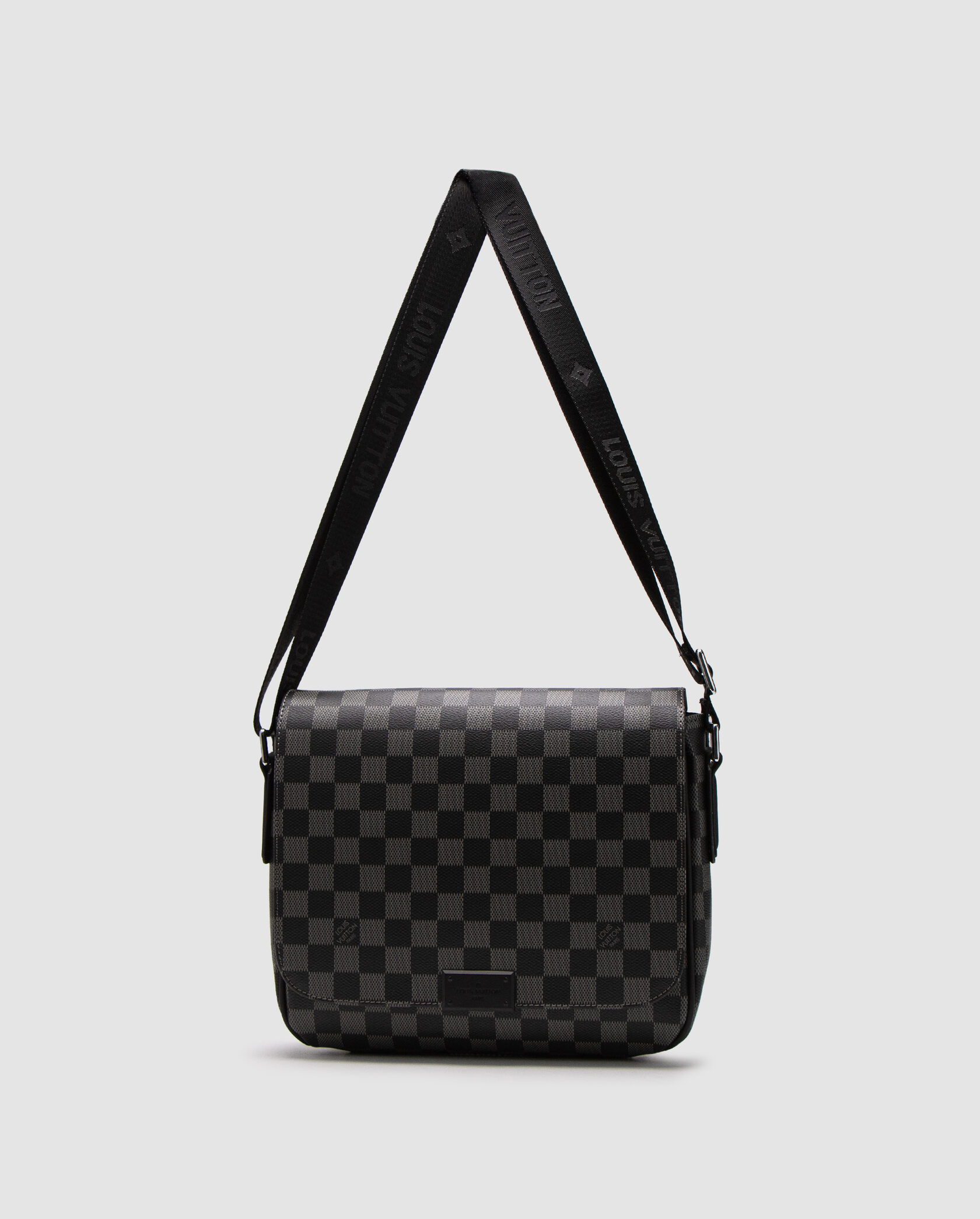 Louis Vuitton District PM Damier Graphite Canvas Grey - 3