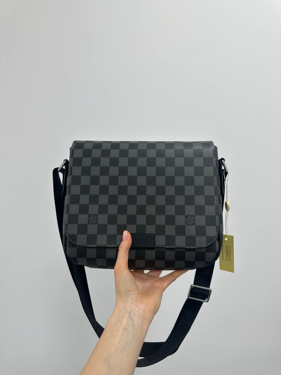 Louis Vuitton District PM Damier Graphite Canvas Grey - 5