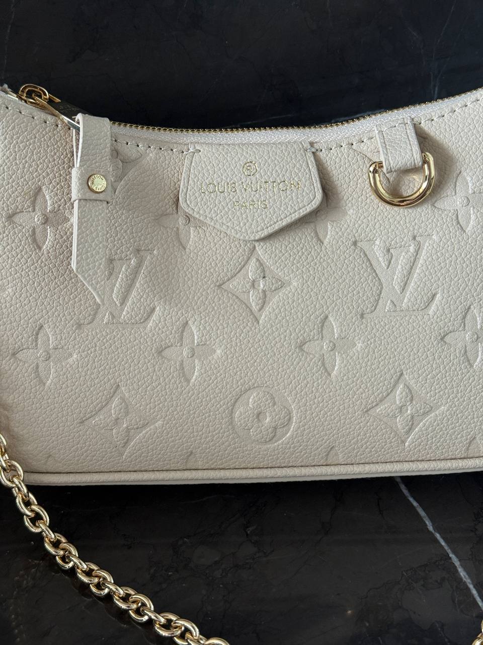 Louis Vuitton Mini Pochette Beige/Gold - 9