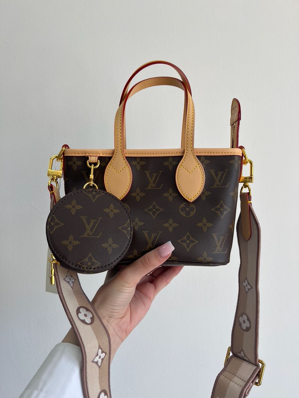 Louis Vuitton Monogram Neverfull BB Beige - 2