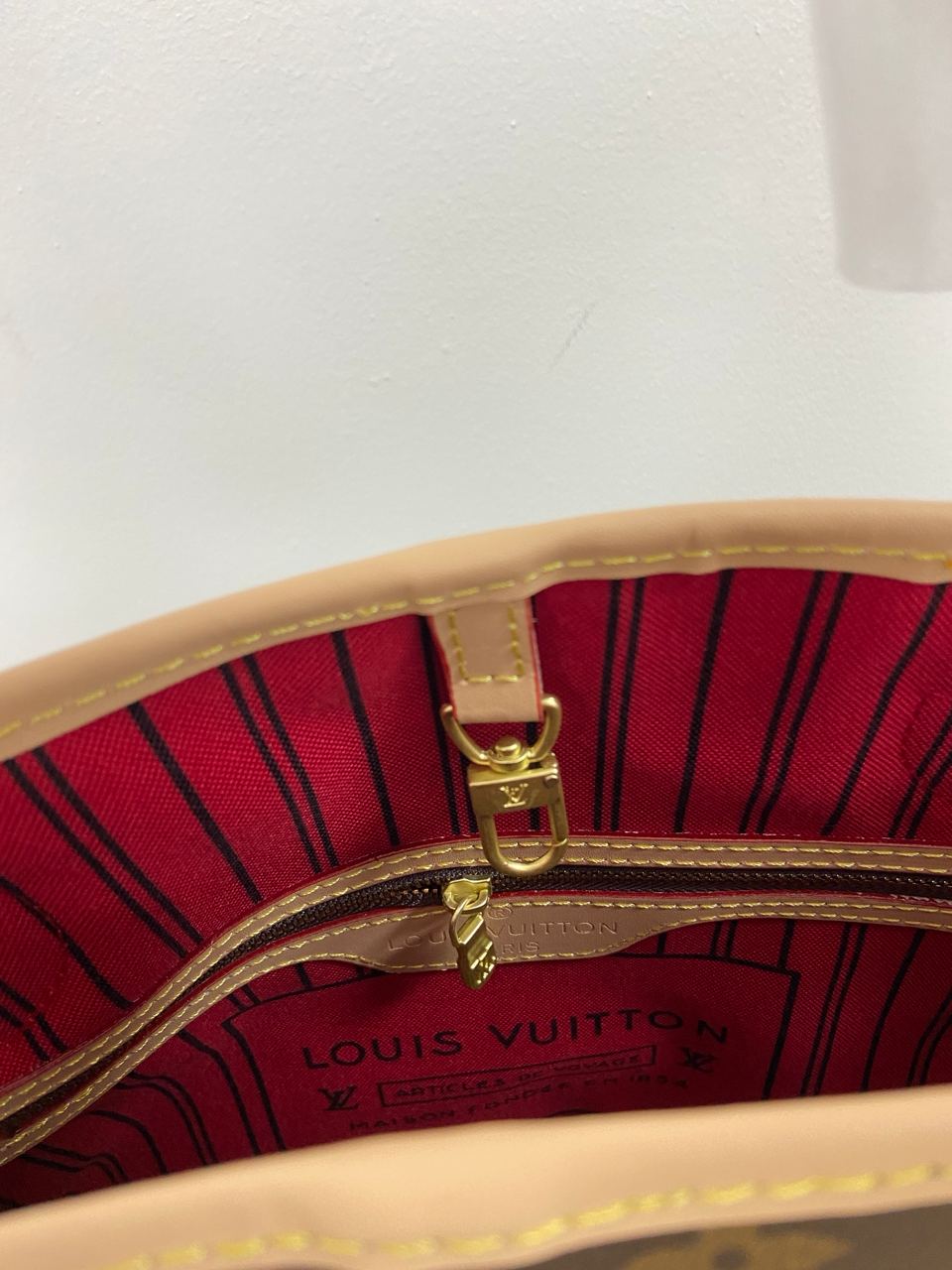 Louis Vuitton Neverfull MM Monogram Canvas - 15