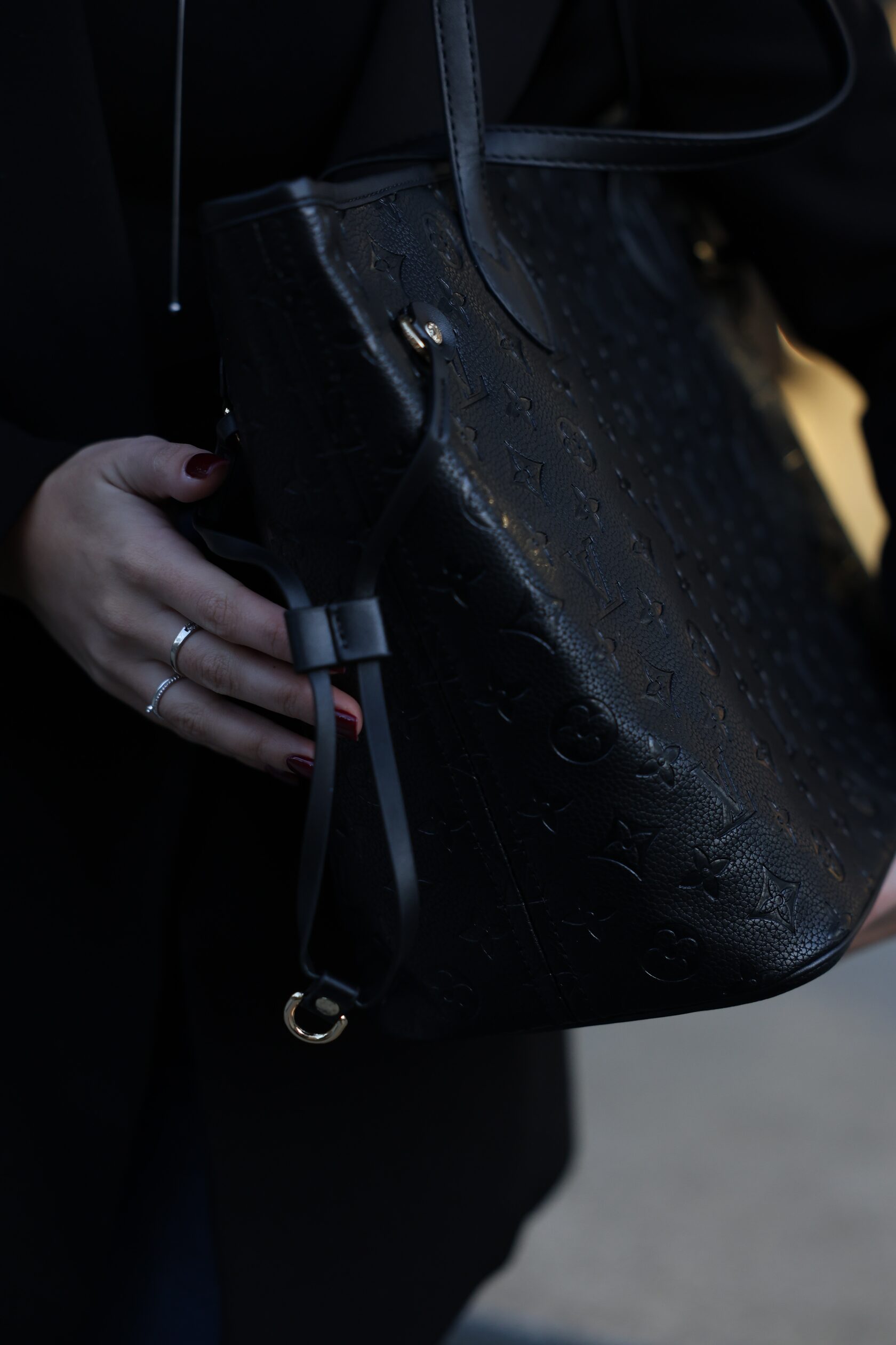 Louis Vuitton Neverfull MM Monogram Empreinte Leather Black - 14