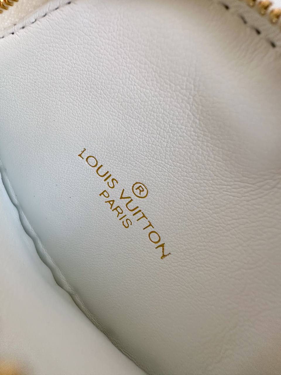 Louis Vuitton New Wave Multi Pochette Bag White/Gold - 11