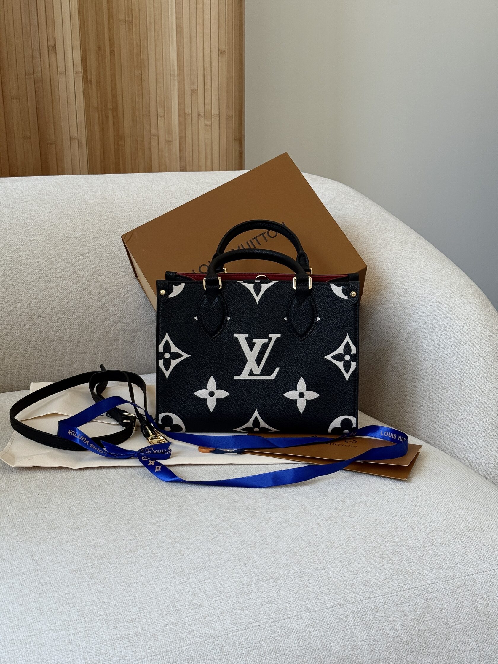 Louis Vuitton OnTheGo PM Bag in Bicolor Monogram Empreinte Leather - 2