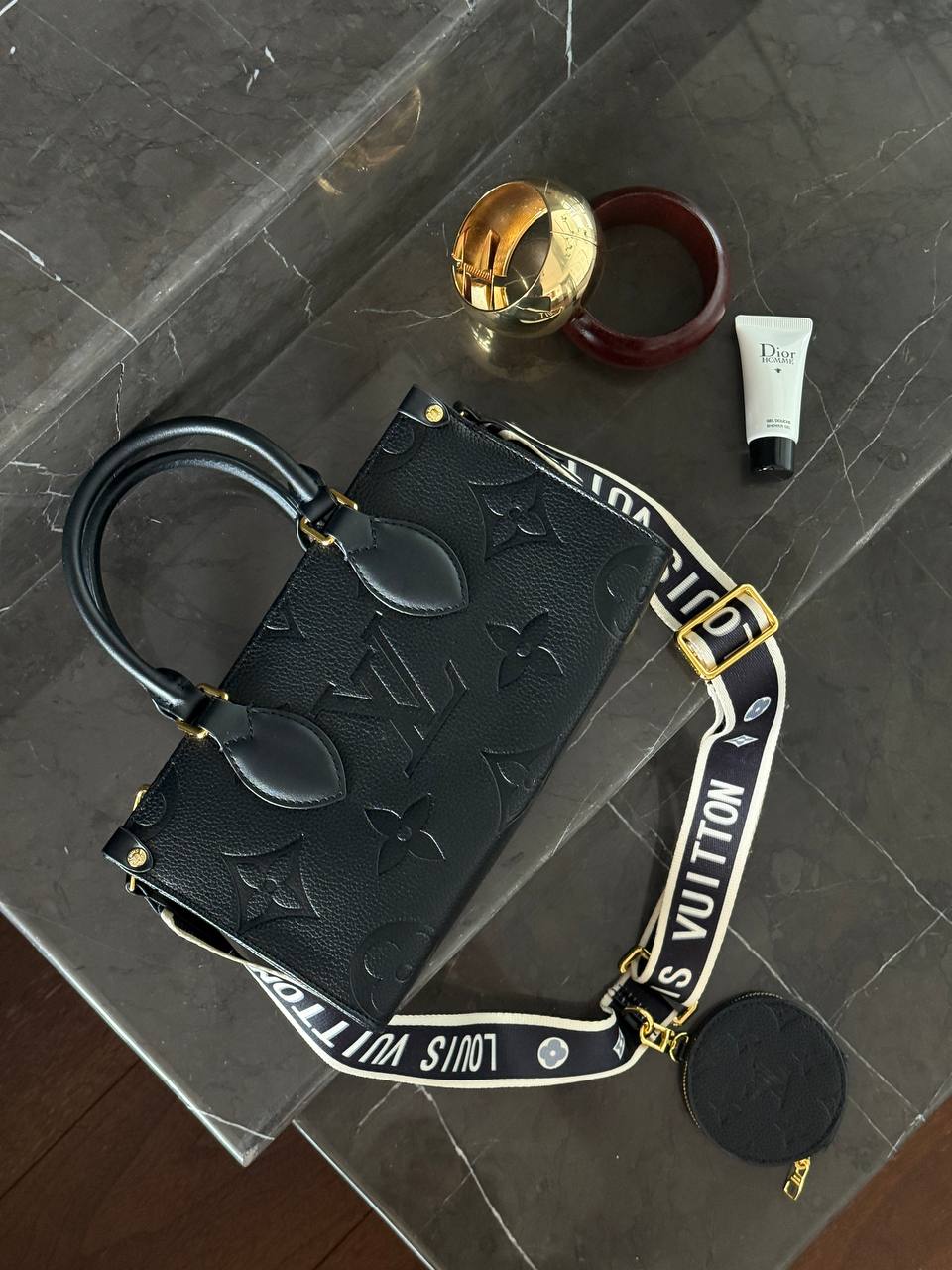 Louis Vuitton OnTheGo PM handbag in black Monogram Empreinte leather - 6