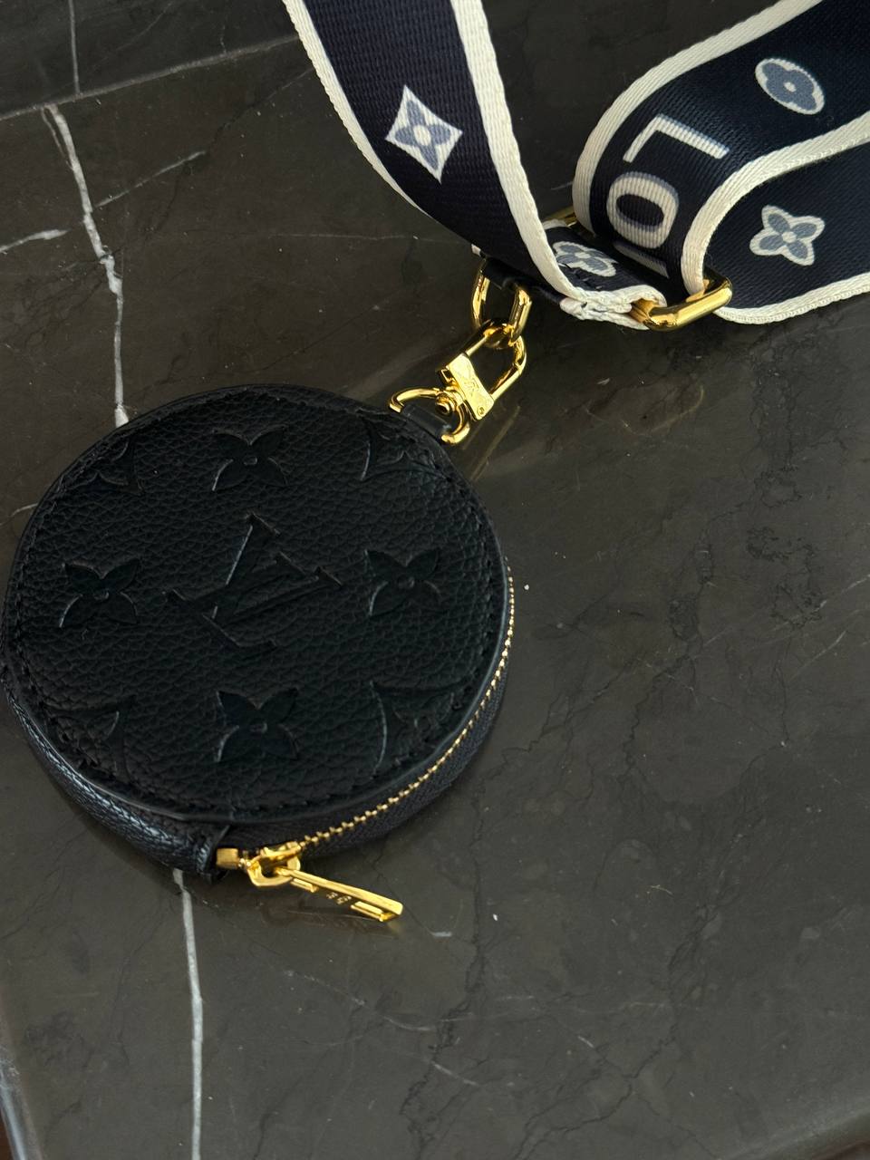 Louis Vuitton OnTheGo PM handbag in black Monogram Empreinte leather - 8