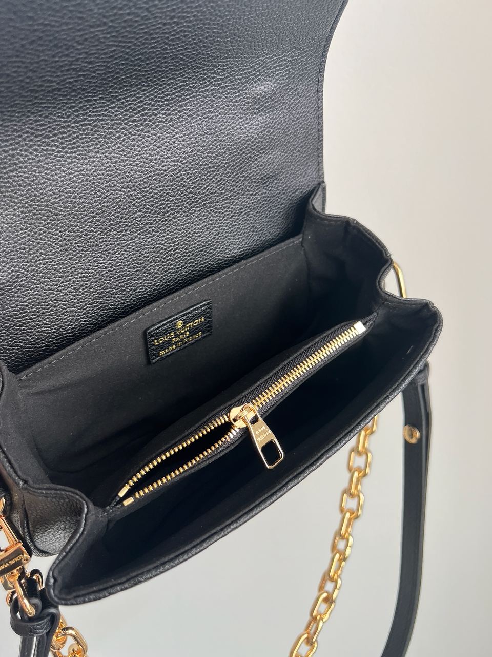 Louis Vuitton Pochette M?tis East West Bag Black - 10