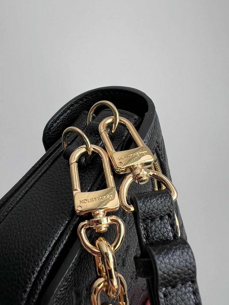 Louis Vuitton Pochette M?tis East West Bag Black - 9
