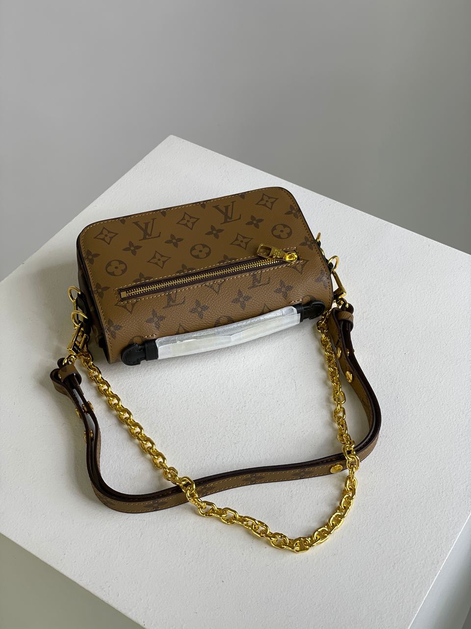 Louis Vuitton Pochette M?tis East West Bag - 12