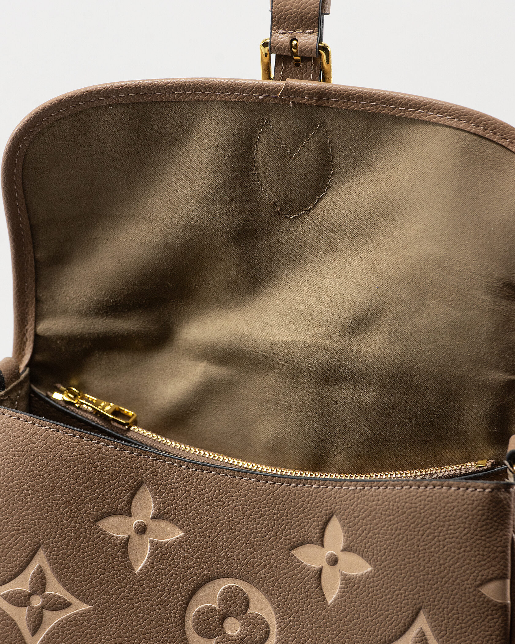Louis Vuitton Pochette Metis in Taupe Monogram Empreinte Leather - 13