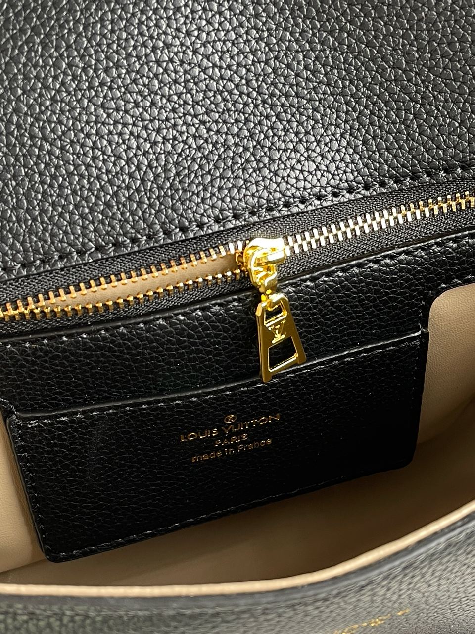 Louis Vuitton Pont 9 Soft PM Black Leather - 15