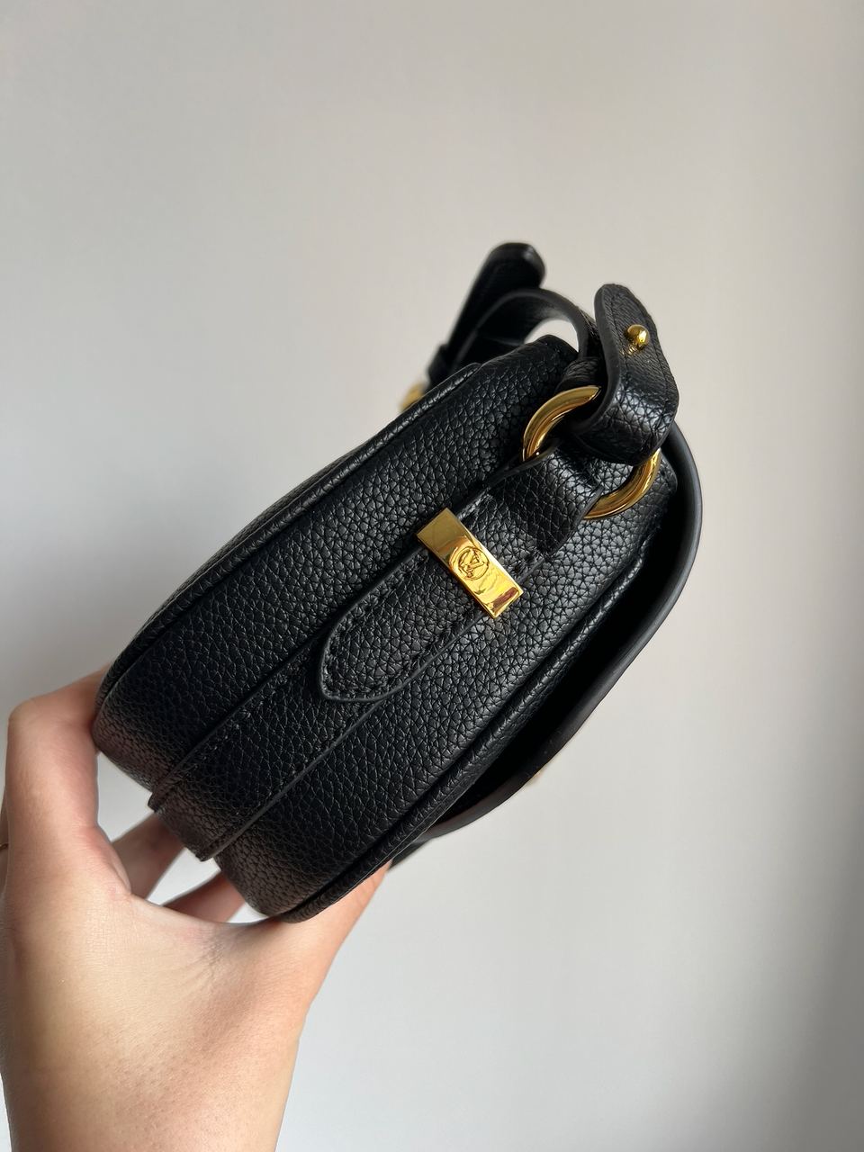 Louis Vuitton Pont 9 Soft PM Black Leather - 9