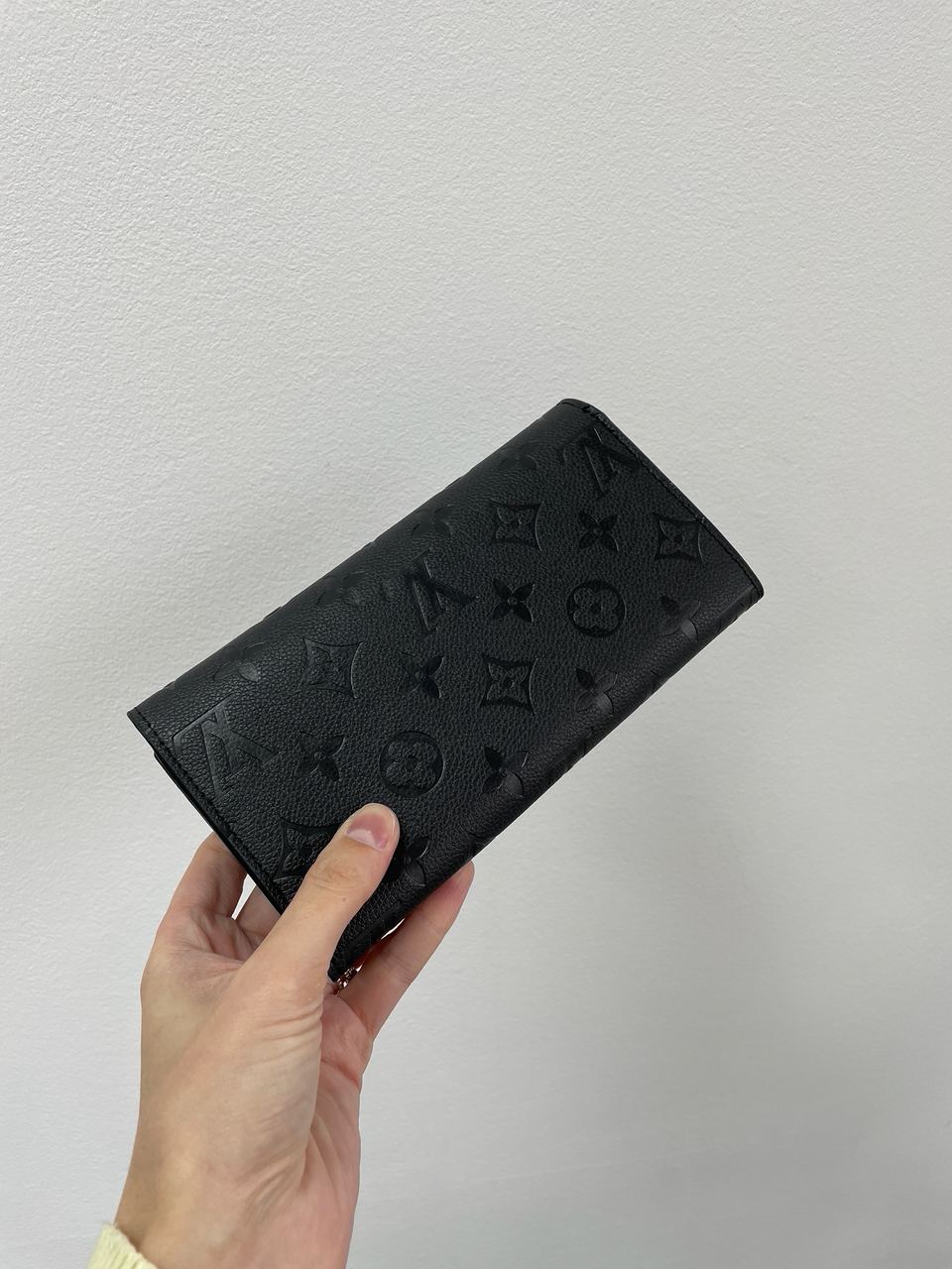 Louis Vuitton Sarah Wallet Black - 7