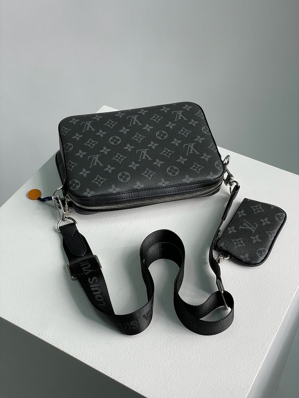 Louis Vuitton Trio Messenger Grey/Blue - 10