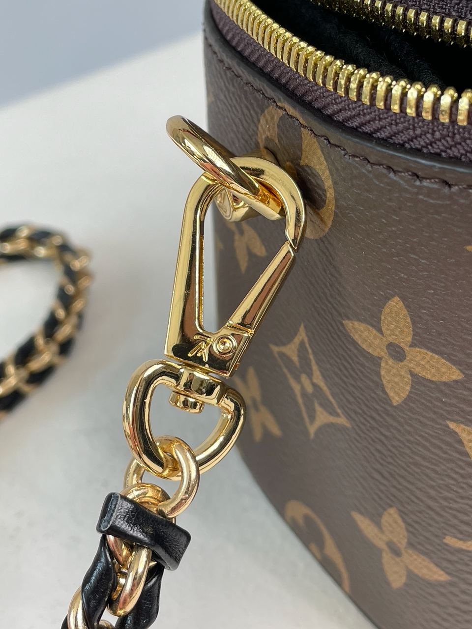 Louis Vuitton Vanity PM Bag Monogram Reverse Coated Canvas Calfskin leather - 22