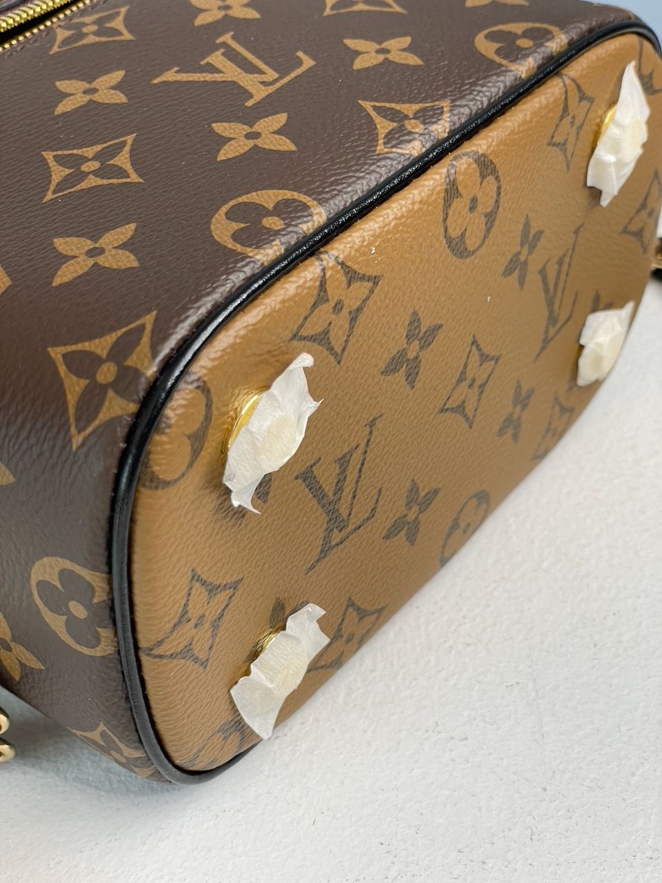 Louis Vuitton Vanity PM Bag Monogram Reverse Coated Canvas Calfskin leather - 26