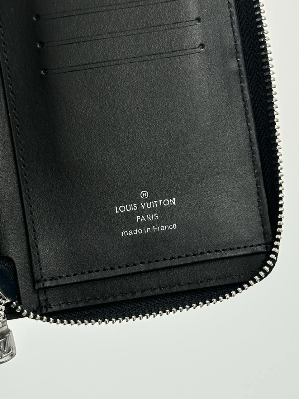 Louis Vuitton Zippy Taurillon Shadow Black - 13