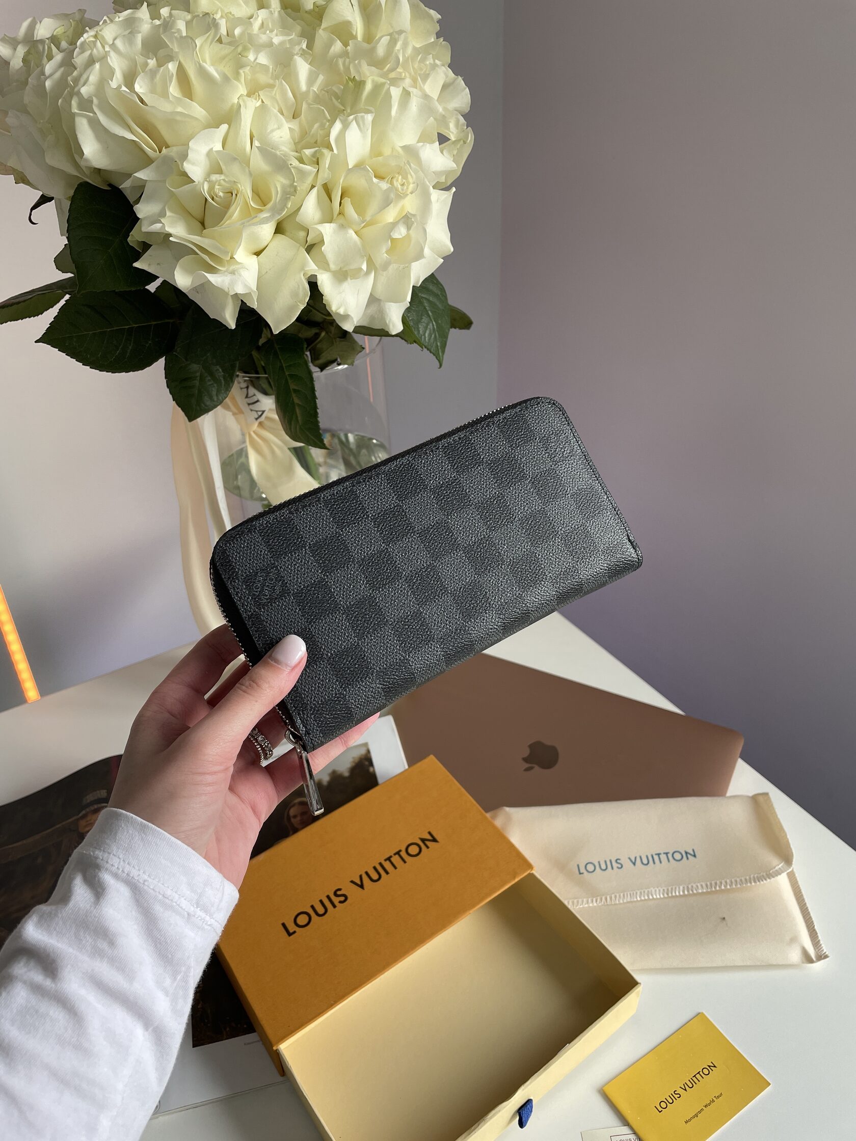 Louis Vuitton Zippy Wallet Damier Grey - 5