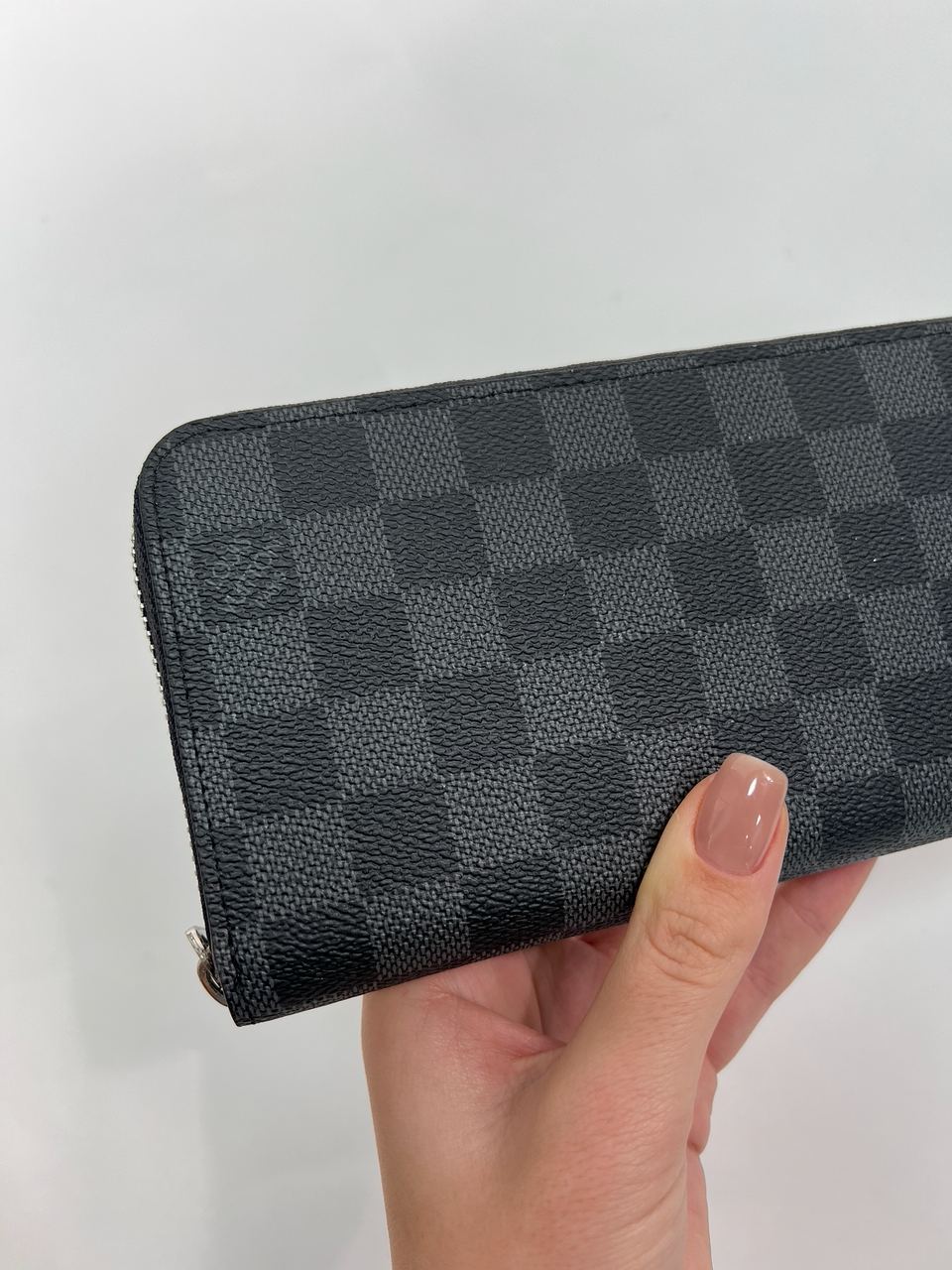 Louis Vuitton Zippy Wallet Damier Grey - 9