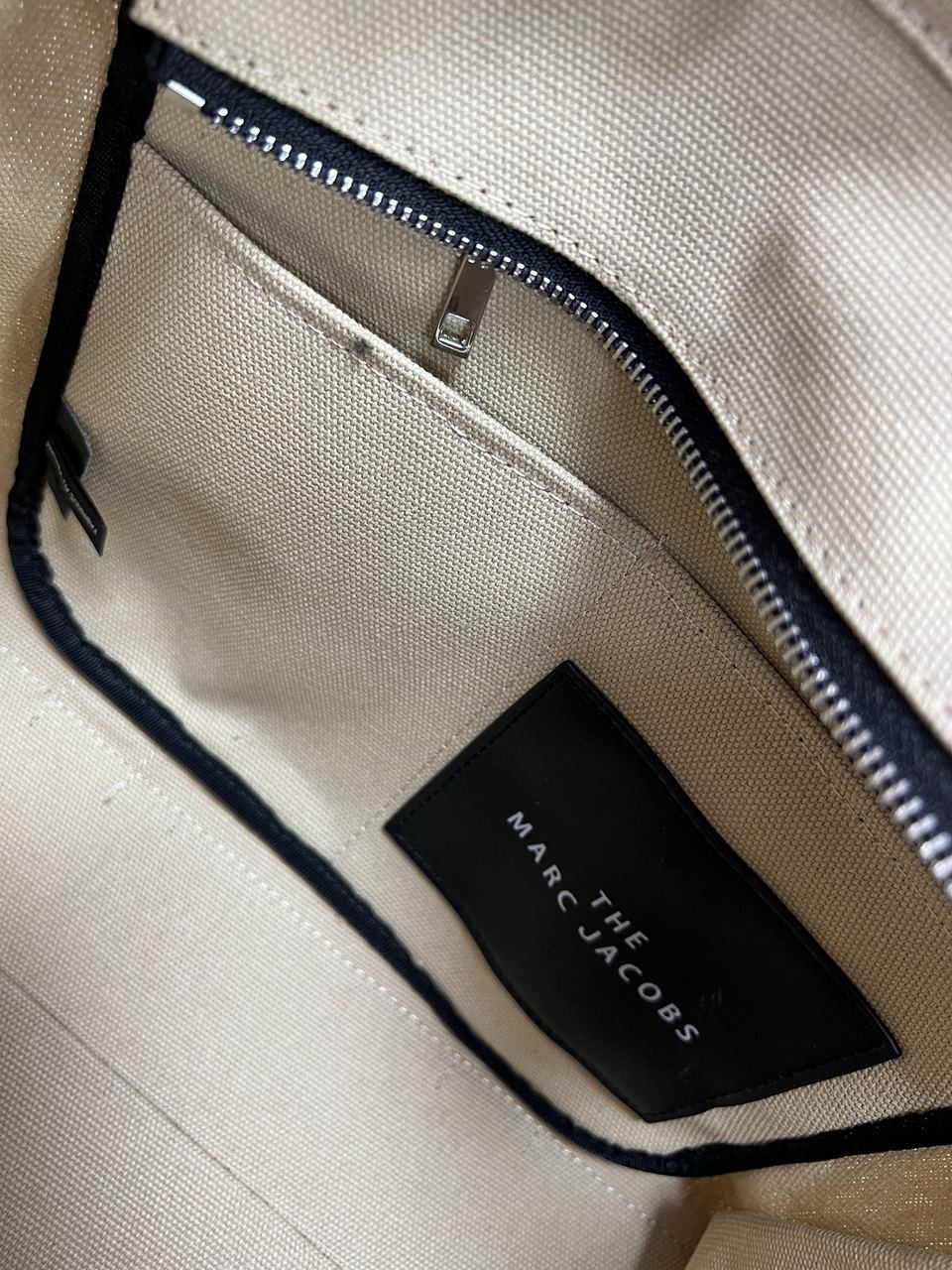 Marc Jacobs The Jacquard Medium Tote Bag Beige - 19