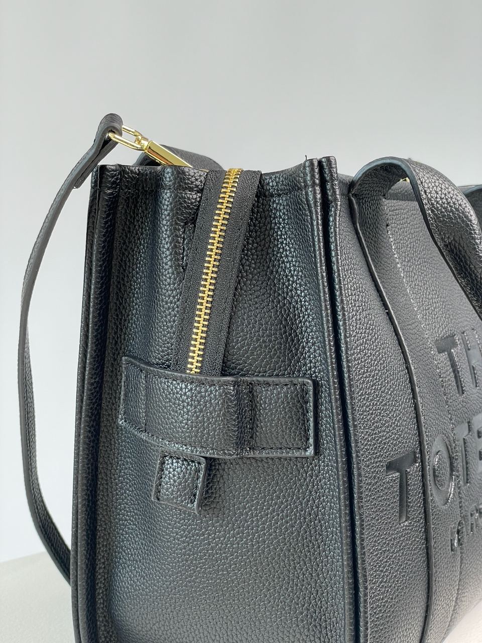 Marc Jacobs The Leather Medium Tote Bag Black - 16