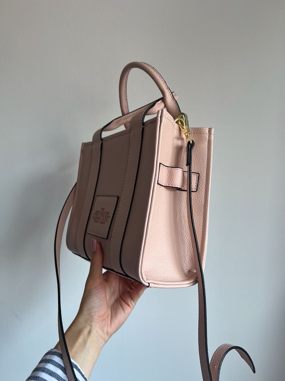 Marc Jacobs The Leather Small Tote Bag Powder - 4