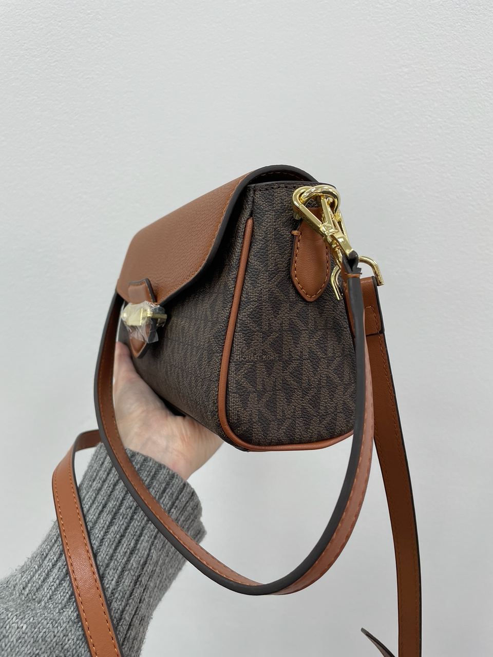 Michael Kors Fleur Small Convertible Crossbody Bag Brown - 11