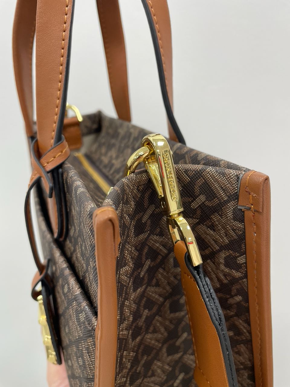 Michael Kors GIGI LG Grab Tote Brown - 18