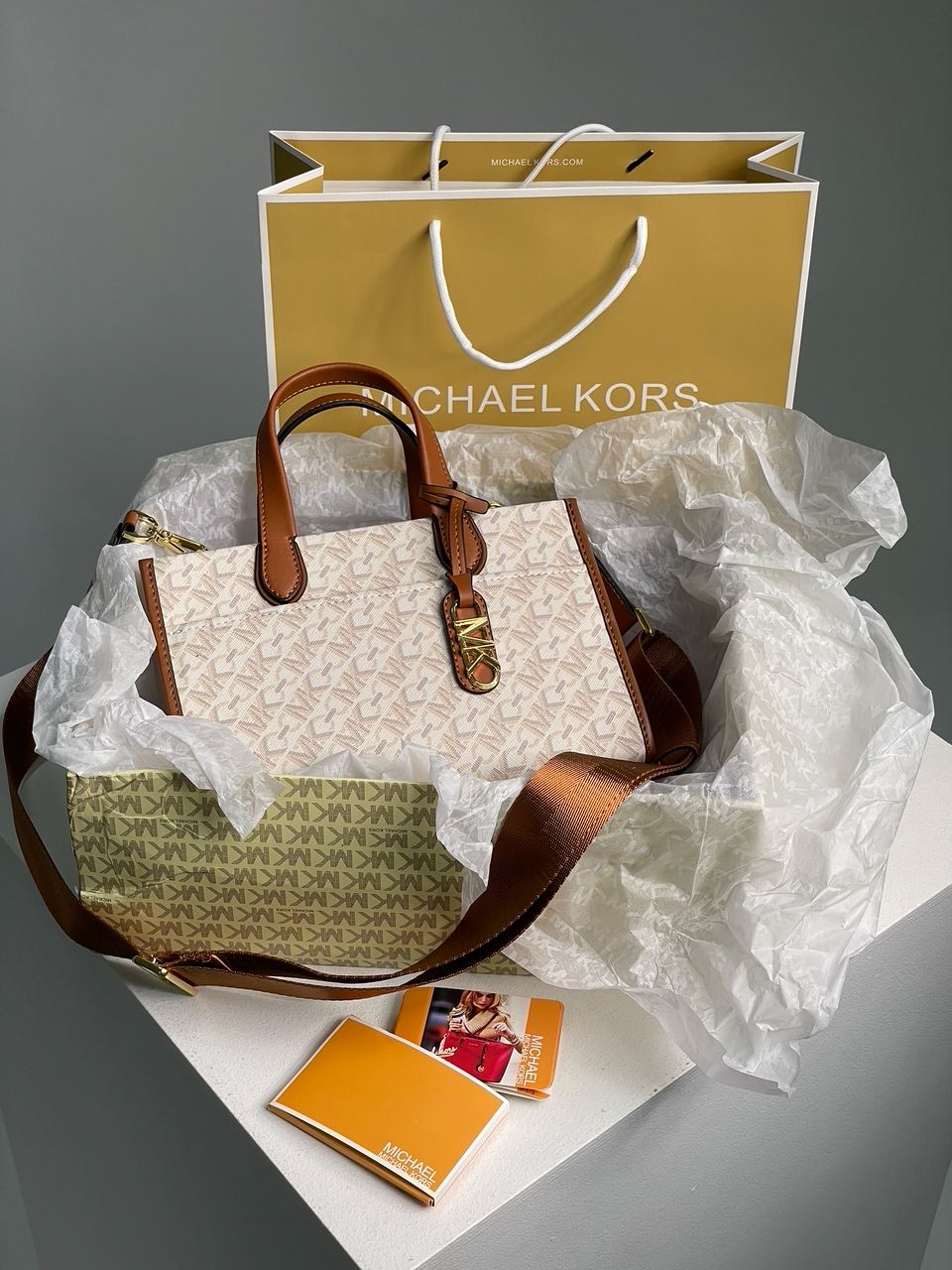 Michael Kors GIGI LG Grab Tote Ivory - 2