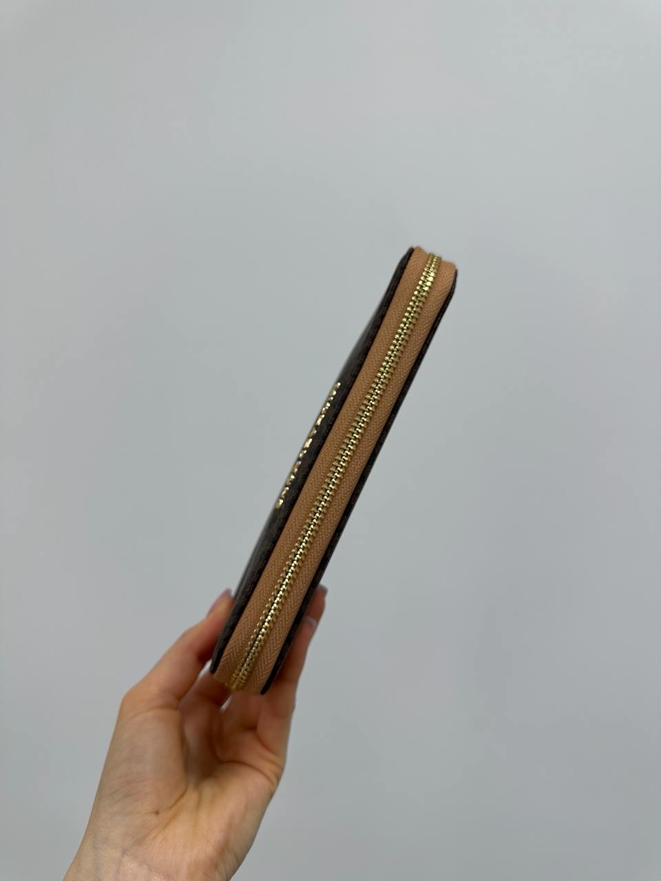 Michael Kors Large Wallet Zip Brown - 10