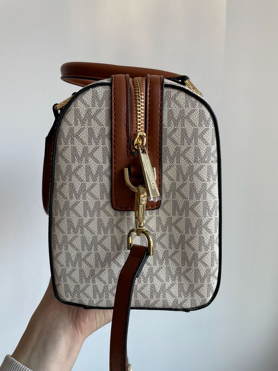 Michael Kors Small Hayes Duffle Crossbody Bag Vanilla/Luggage - 13