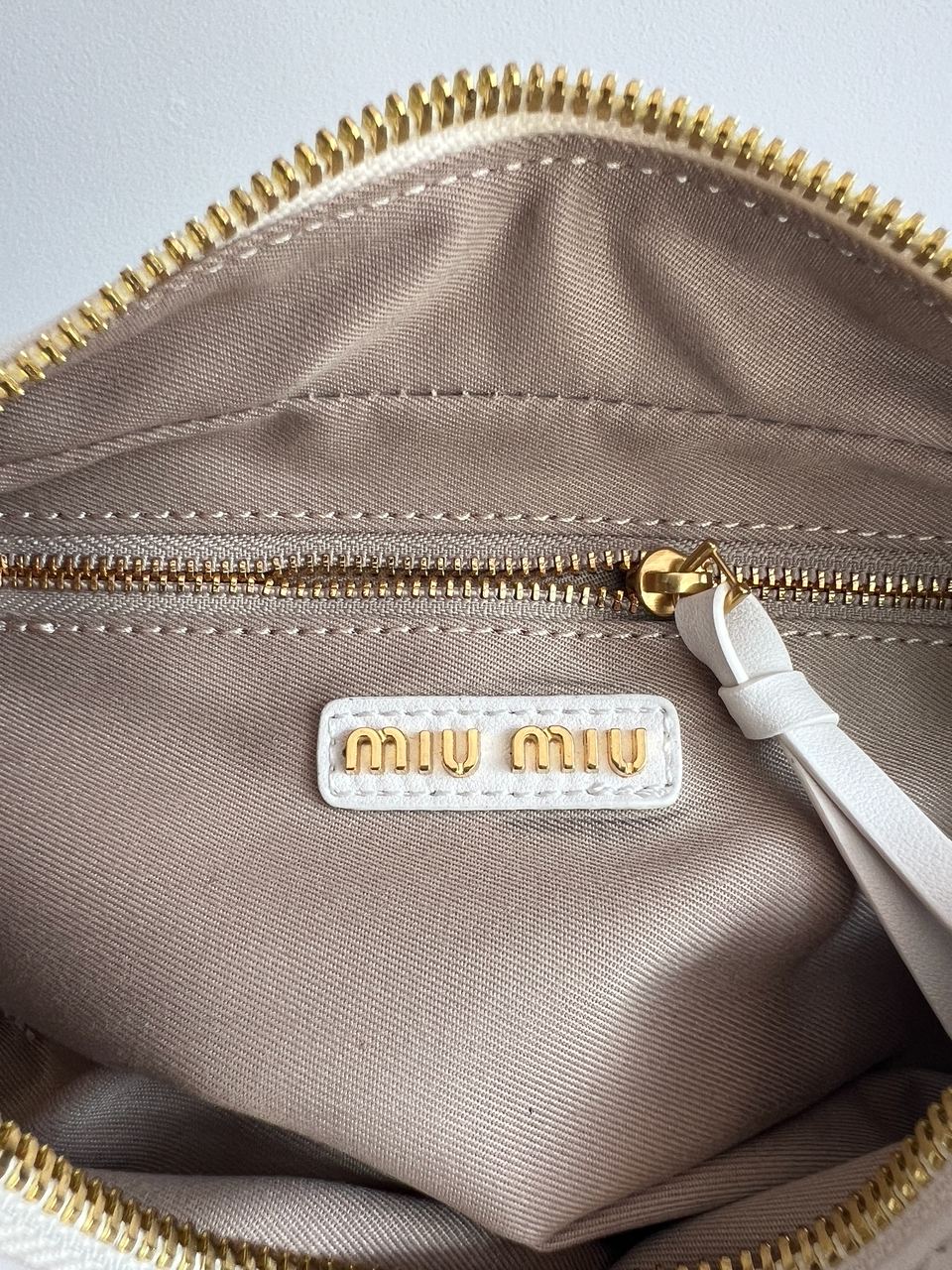 Miu Miu Arcadie Leather Bag White - 10