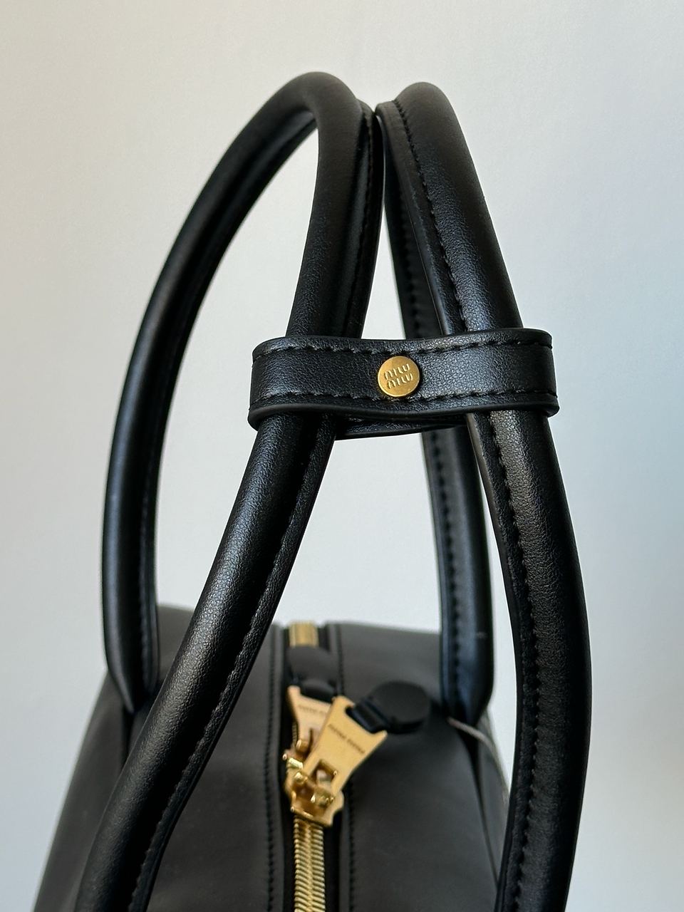 Miu Miu Black Leather Beau Top-Handle Bag - 7