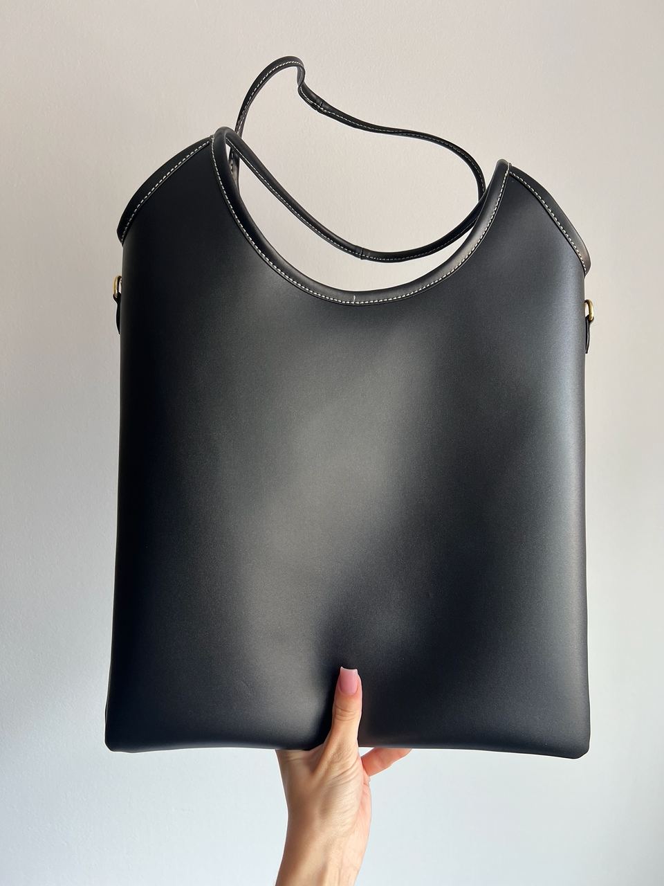 Miu Miu Ivy Leather Bag Black - 3