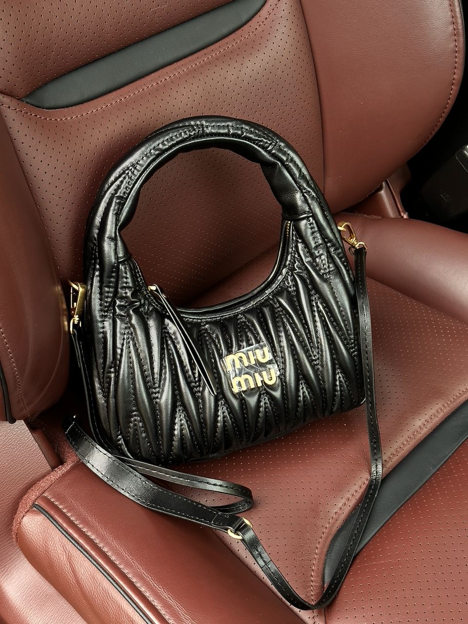 MiuMiu Wander Matelassé Nappa Leather Mini Hobo Bag Black - 10