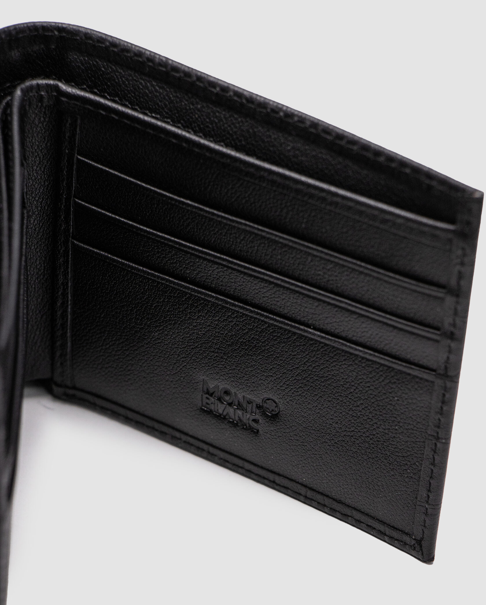 Montblanc Wallet 8cc Crocodile Embossed in Black - 11
