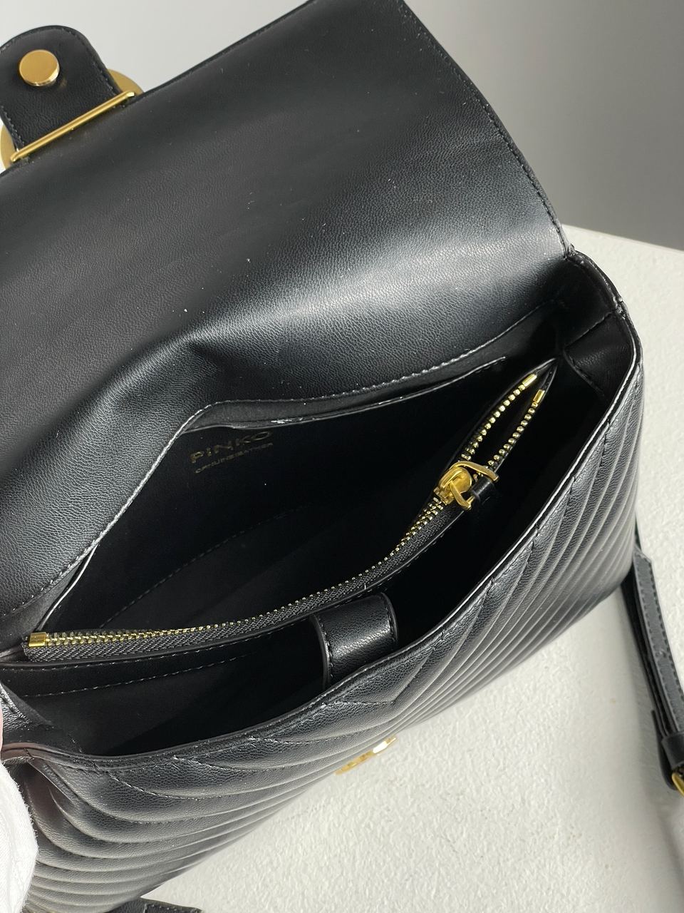 Pinko Classic Lady Love Bag Puff Chevron Black/Gold - 23