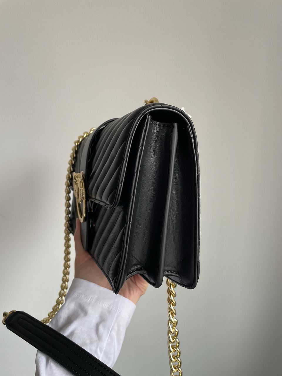 Pinko Classic Love Bag One Chevron Black/Gold - 11