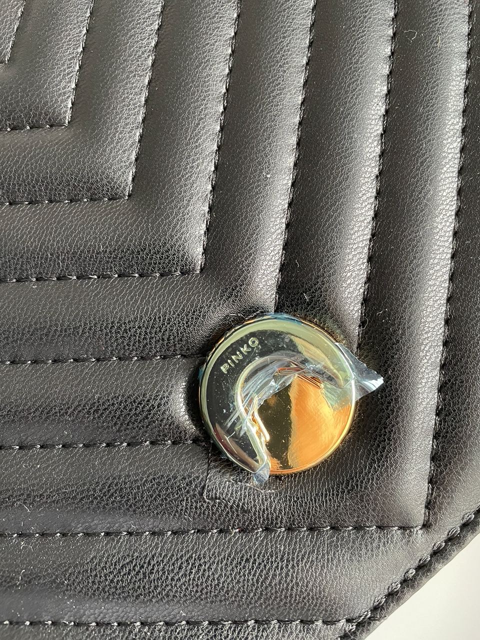 Pinko Classic Love Bag One Chevron Black/Gold - 17