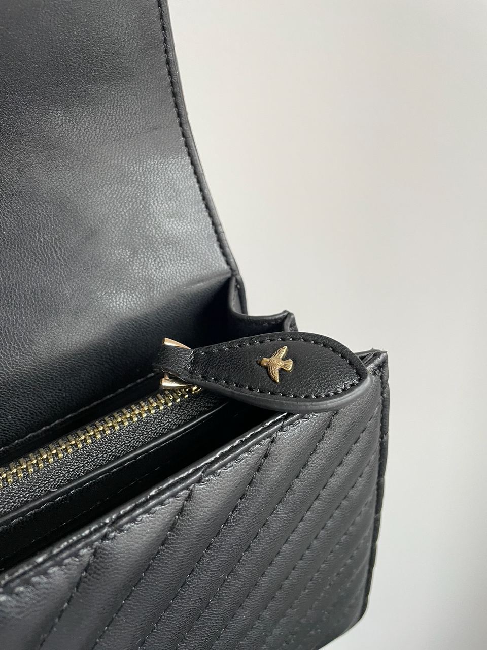 Pinko Classic Love Bag One Chevron Black/Gold - 18